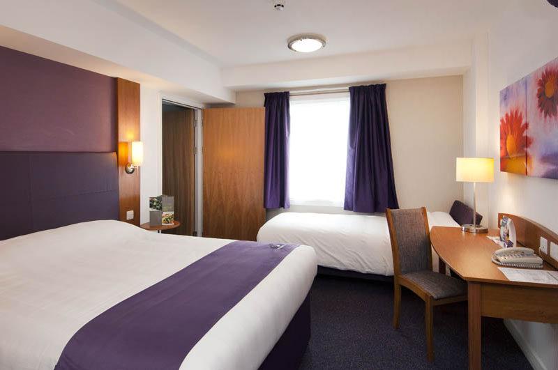Premier Inn Kilmarnock Luaran gambar